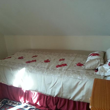 Glenmore House Ballycastle Zimmer foto